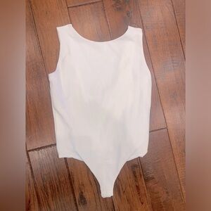 All Saints | Bodysuit in white | sz 6